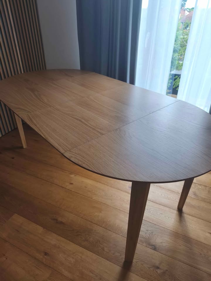 La Redoute Tioga Oak Veneer Extendable Dining Table 4-8 seats