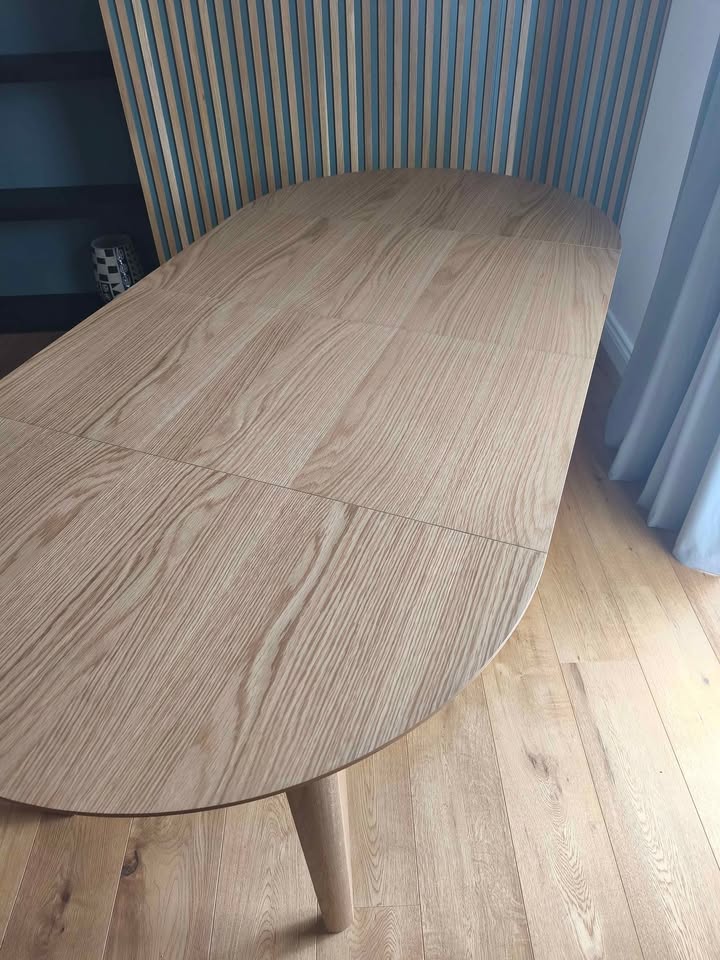 La Redoute Tioga Oak Veneer Extendable Dining Table 4-8 seats