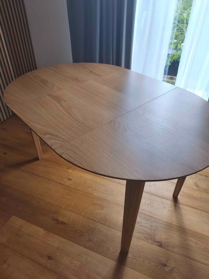 La Redoute Tioga Oak Veneer Extendable Dining Table 4-8 seats